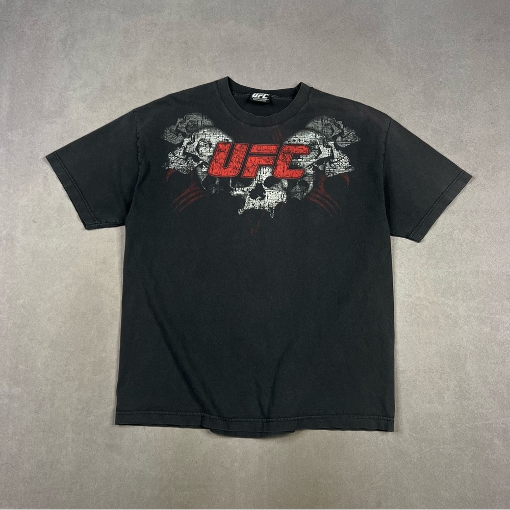 UFC Black and Red Graphic T-Shirt